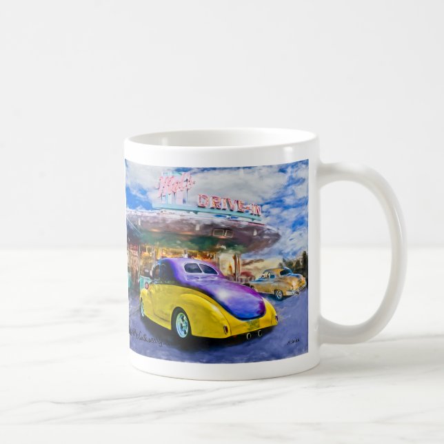 Taza De Café hotrod púrpura-amarillo en el autocinema (Derecha)