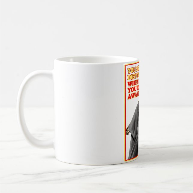 Taza De Café Hueles diferentes humor negro y gracioso (Izquierda)