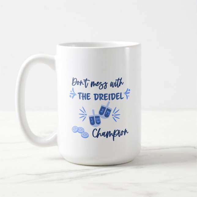 Taza De Café Humor del campeón del Dreidel Hanukkah Mug (Izquierda)