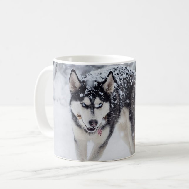 Taza De Café Husky en la nieve (Anverso izquierdo)