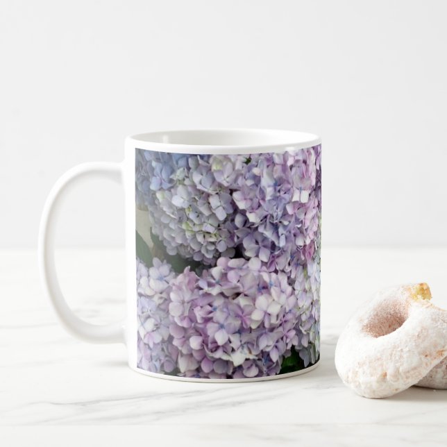 Taza De Café Hydrangea in mom's garden  (Con donut)