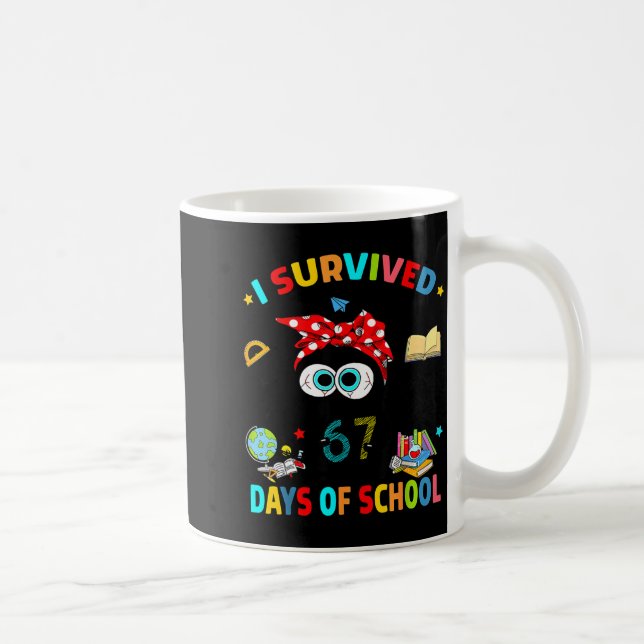 Taza De Café I Survived 67 Days Of School Funny Black Cat Six S (Derecha)