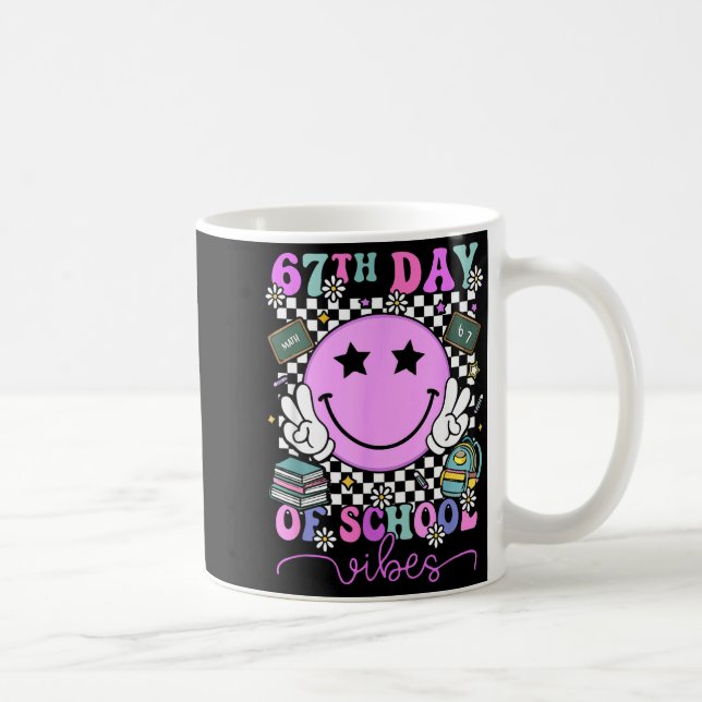 Taza De Café I Survived 67 Days Of School Six Seven Meme Teache (Derecha)