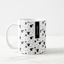 Taza De Café Ilustracion De Oveja Cuidada Monograma Blanco Y Ne