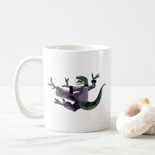 Taza De Café Ilustracion De Un Raptor Que Realiza Karate.