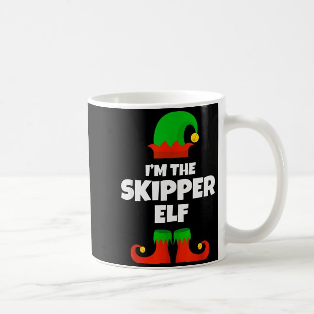 Taza De Café I'm The Skipper Elf Family Pajama Christmas Funny  (Derecha)