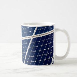 Taza De Café Imagen divertida de un panel de energía solar