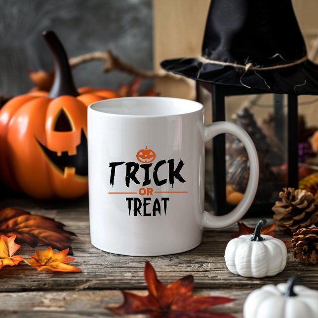 Taza De Café Impresión elegante de Halloween "Truco o trato" (Stylish Halloween "Trick Or Treat" Print Coffee Mug)