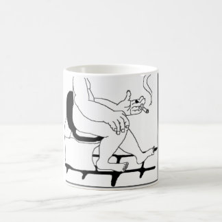 Taza De Café Individuo gordo que fuma en el estilo cómico de