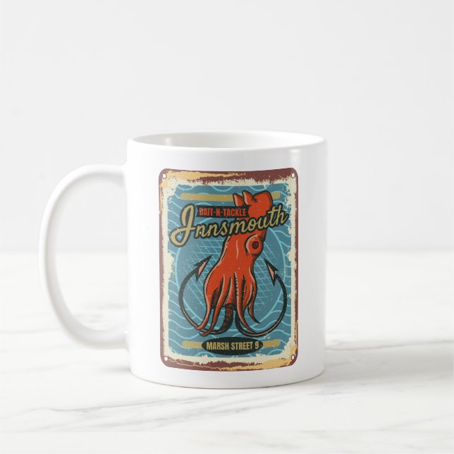 Taza De Café Innsmouth Bait and Tackshing Lovecraft (Izquierda)
