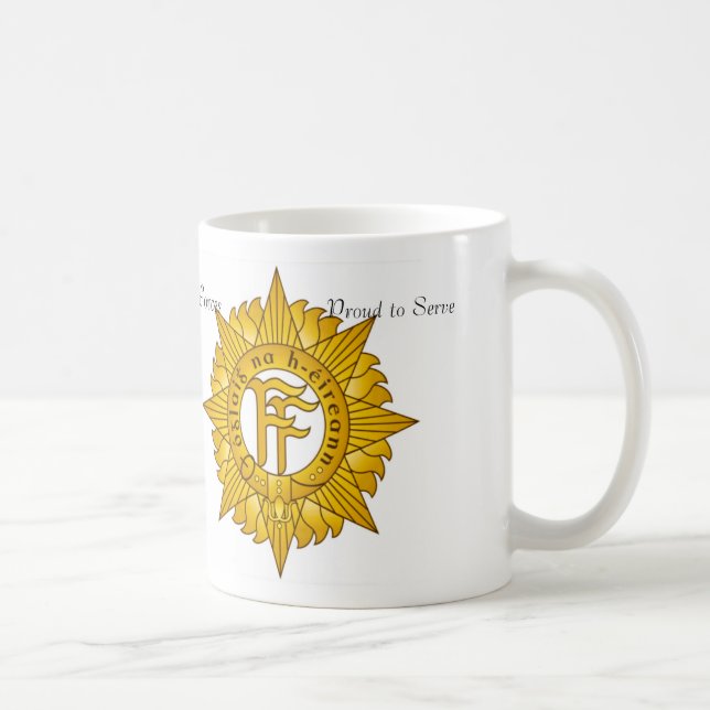 Taza De Café Insignia del ejército irlandés para la mug (Derecha)