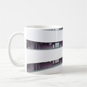 Taza De Café Interior del edificio blanco