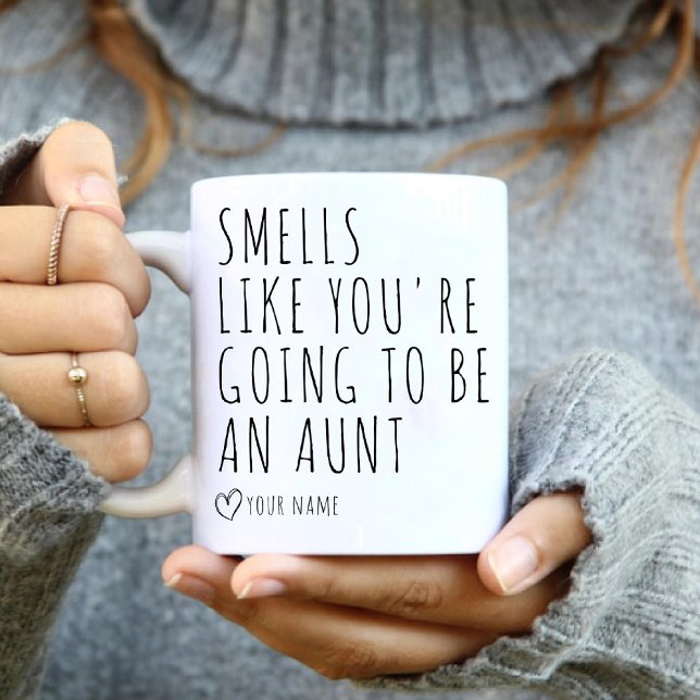 Taza De Café Invitación de embarazo en el bebé huele a tía (Baby Pregnancy Announcement Smells like Aunties Coffee Mug)