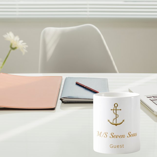 Taza De Café Invitado de yate de ancla dorada blanca (Subido por el creador)