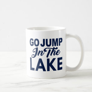 Taza De Café Ir Saltar En El Lago