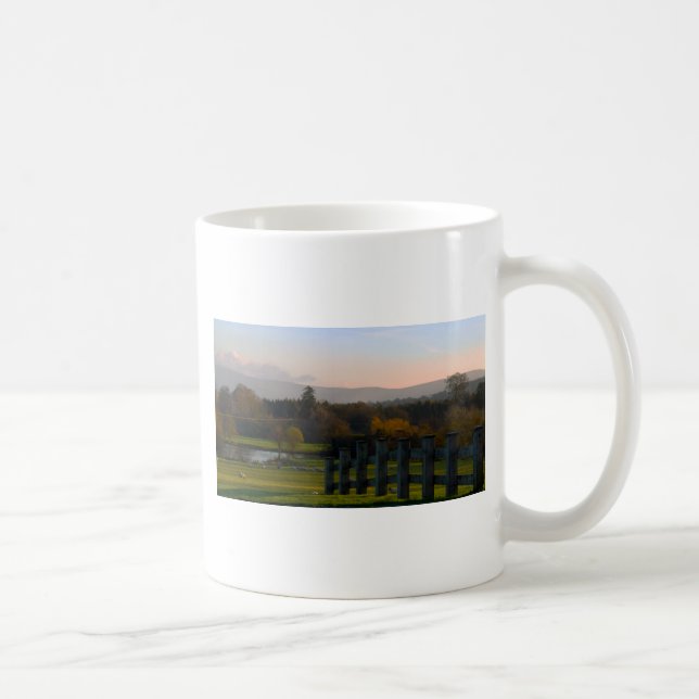 Taza De Café Irlanda es hermosa (Derecha)
