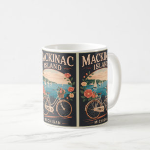 Taza De Café Isla Mackinac con flores en bicicleta