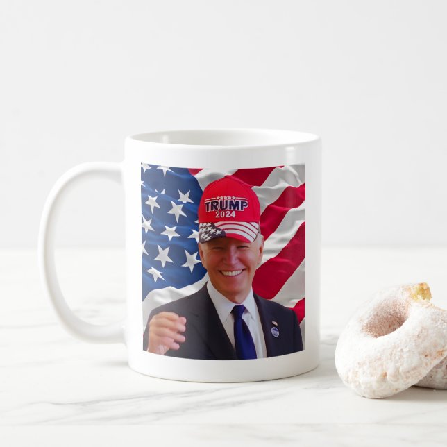 Taza De Café Joe biden Con Un Gorra De Trump (Con donut)