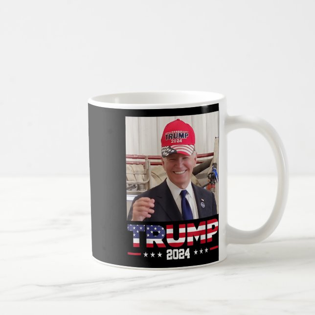 Taza De Café Joe Biden Con Un Gorra De Trump (Derecha)