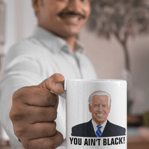 TAZA DE CAFÉ ¡¡JOE SE OCUPÓ DE QUE NO ERES NEGRO!! CAFFEE MUGS