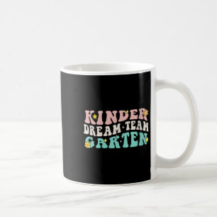 Taza De Café Jóvenes en kindergarten sueñan con equipo de retro