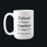 Taza De Café Jubilación personalizada de profesores Minimalista<br><div class="desc">Jubilación de Maestros Personalizada Regalo Minimalista moderno para profesor jubilado,  director de escuela. Puedes personalizar tu nombre,  año jubilado. Perfecto regalo único para la apreciación del profesor,  día de jubilación,  día de nacimiento.</div>