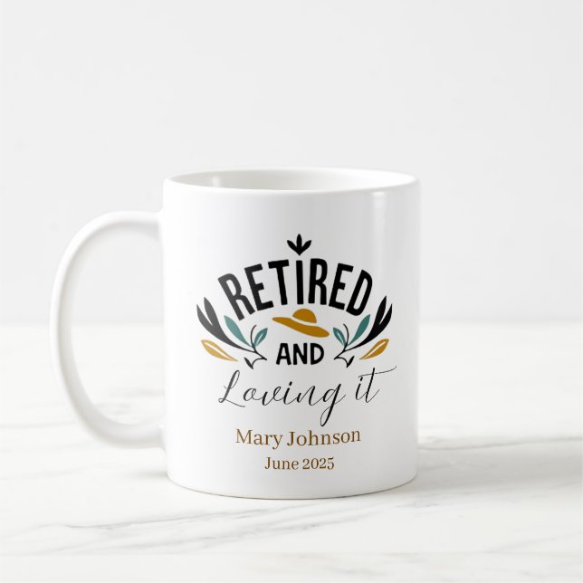 Taza De Café Jubilado Personalizado y Me Encanta (Izquierda)