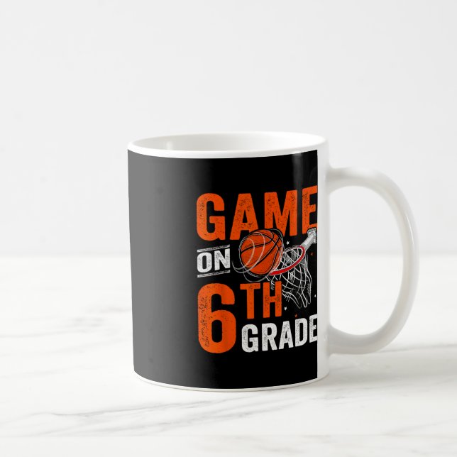 Taza De Café Juegos Divertidos En El Sexto Grado De Baloncesto  (Derecha)