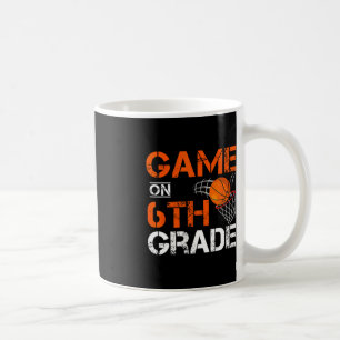 Taza De Café Juegos Divertidos En El Sexto Grado De Baloncesto 