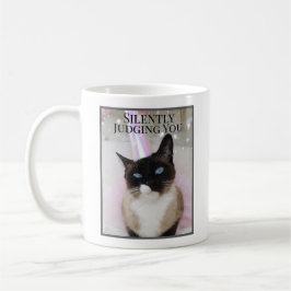 Taza De Café Juzgando Silenciosamente A Tu Gato En Tutu Rosa