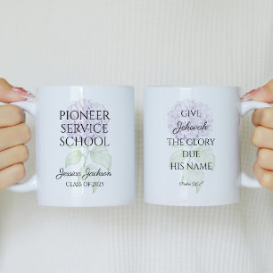 Taza De Café JW 2025 Escuela de servicio pionera con texto de a