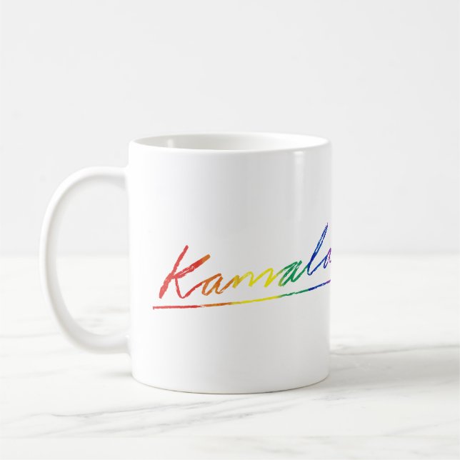 Taza De Café Kamala Firma Cursiva Orgullo arcoiris (Izquierda)