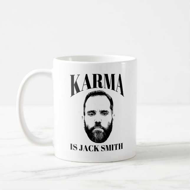 Taza De Café Karma es Jack Smith (Izquierda)