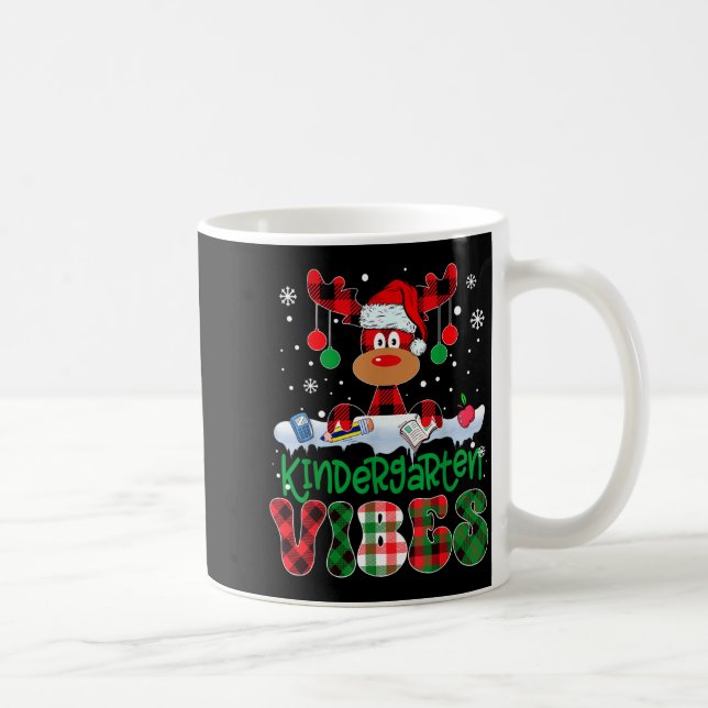 Taza De Café Kindergarten Vibes Teacher Buffalo Plaid Reindeer  (Derecha)