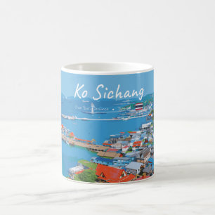 Taza De Café Ko Sichang, Tailandia - Vista vibrante del puerto