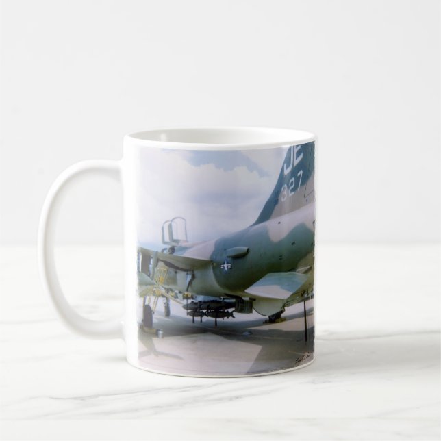 Taza De Café Korat AFB Tailandia 1968 F-105 (Izquierda)