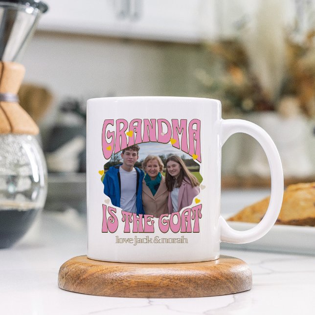 Taza De Café La abuela retro es la foto de cabra (Retro GOAT mug for greatest grandma of all time with photo and grandkids names)