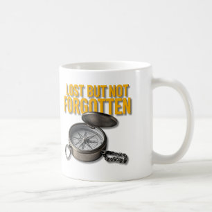 Taza De Café La aventura espera brújula angustiada
