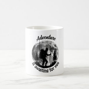 Taza De Café La aventura te espera al aire libre