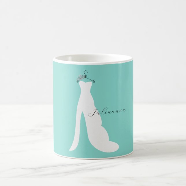 Taza De Café La BRIDE Aquí Viene El Fiesta De La Ducha De Novia (Centro)