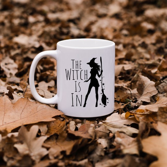Taza De Café La bruja está en Halloween (Subido por el creador)