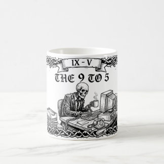 Taza De Café La Carta del Tarot 9 a 5 | Esqueleto Corporativo D