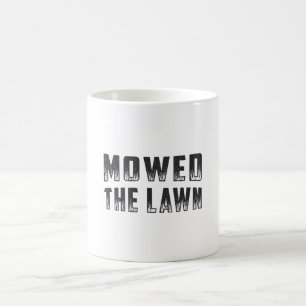 Taza De Café La Ducha De Césped Que Membraba El Césped Se Enmas