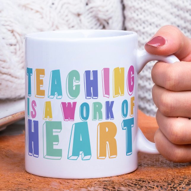 Taza De Café La enseñanza es un trabajo de corazón (Teaching is a Work of Heart Coffee Mug from Ricaso Gift ideas for teacher. Teaching isn't just a job)