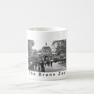 Taza De Café La entrada del parque zoológico de Bronx