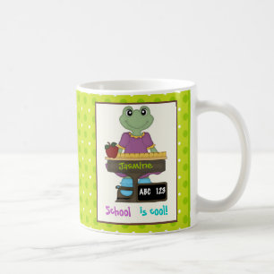 Taza De Café ¡La escuela es genial! Rana en su escritorio De vu