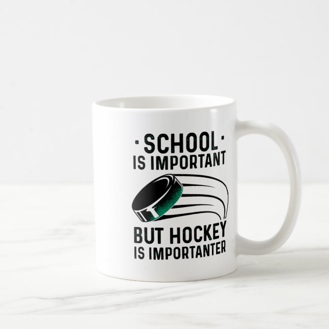 Taza De Café La Escuela Es Importante, Pero El Hockey Es Import (Derecha)