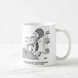 Taza De Café La esposa necesita más práctica con sartén frito.