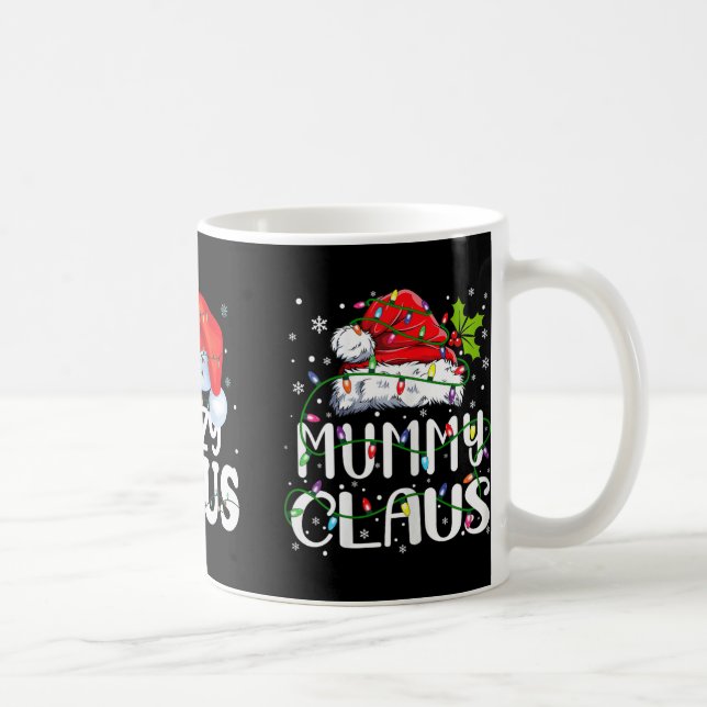 Taza De Café La familia Muzzy Claus Xmas coincide con la abuela (Derecha)