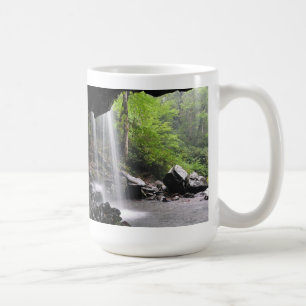 Taza De Café La gruta cae el gran parque nacional MU de la